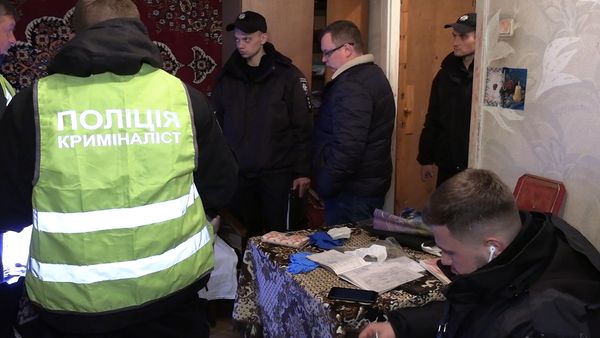 «Оцінив» життя пенсіонерки у 2000 гривень: в столиці затримали ймовірного вбивцю
