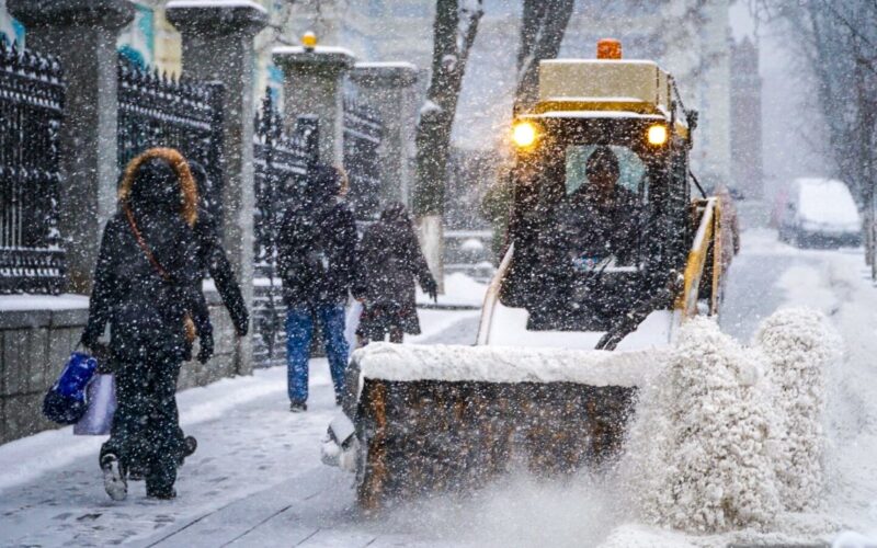 Прогноз погоди у Києві на 26 грудня: сніг та поривчастий вітер