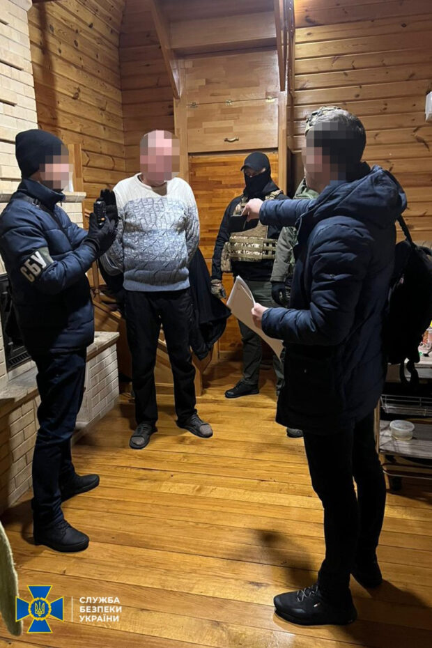 СБУ затримала зрадника, який допомагав росіянам викрадати учасників АТО під час окупації частини Київщини