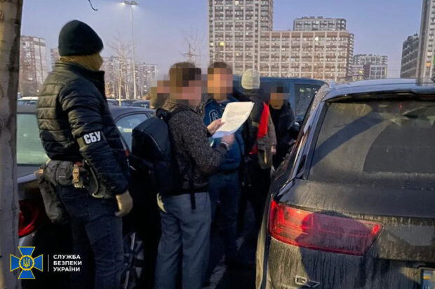 СБУ ліквідувала у Києві корупційну «схему» видачі дозволів на вантажні перевезення до понад 50 країн