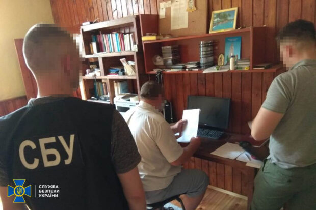 СБУ повідомила про підозру римо-католицькому священнику, який заперечував злочини росіян у Бучі