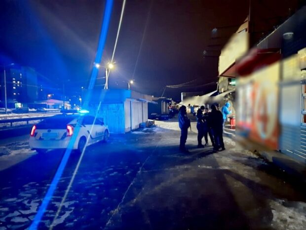 Завдав ножове поранення неповнолітньому: поліція Києва затримала нападника