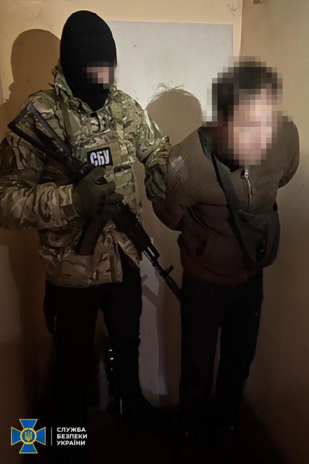СБУ затримала російського агента, який розвідував місця розташування озброєння ЗСУ на Київщині