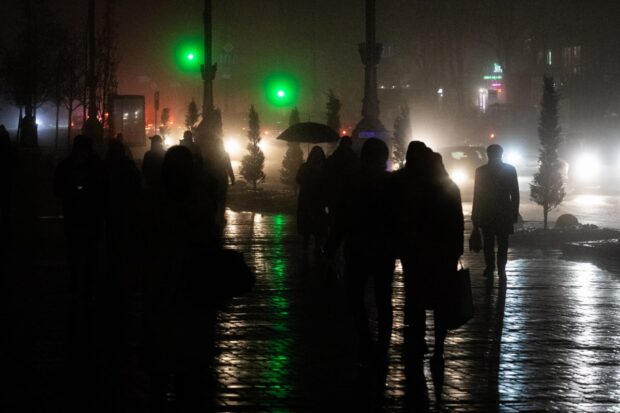 До кінця доби та вночі в Києві утримається туман, видимість 200-500 м