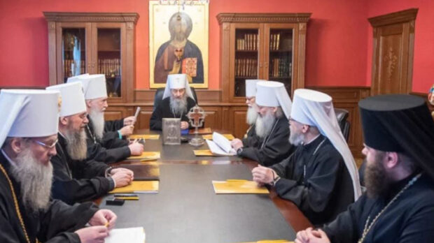 В УПЦ МП вирішили не йти на "компроміси" і захищати Лавру