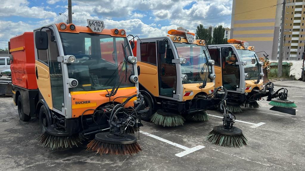 У Києві готуються до генерального прибирання доріг після зими