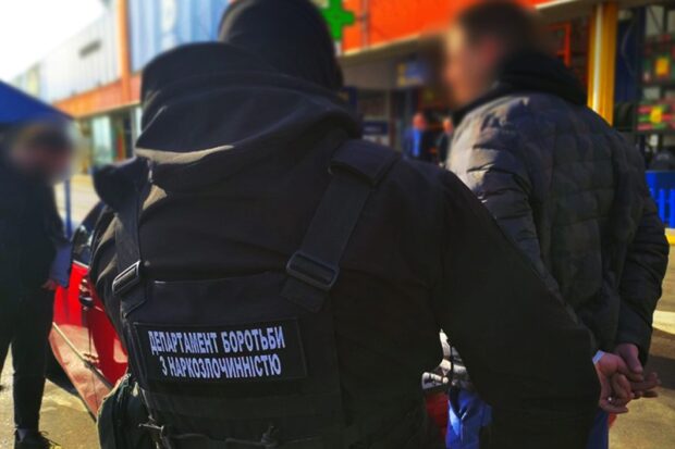 У столиці припинили діяльність наркоугруповання, яке виготовляло та збувало амфетамін