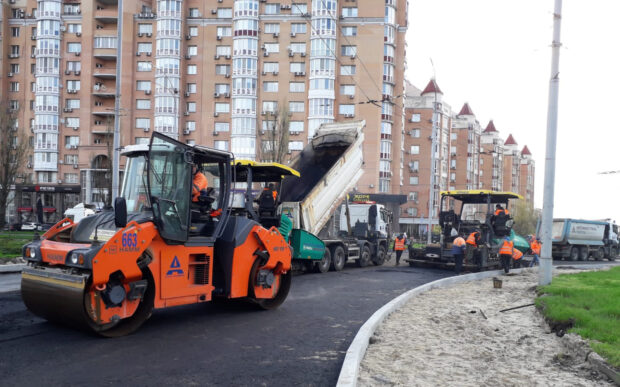 У Києві тривають капітальні ремонти та реконструкції 8-ми вулиць