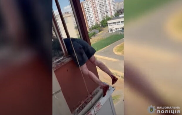 Самогубця з Троєщини вистрибнув з вікна 10 поверху і повис на дротах на висоті дев’ятого