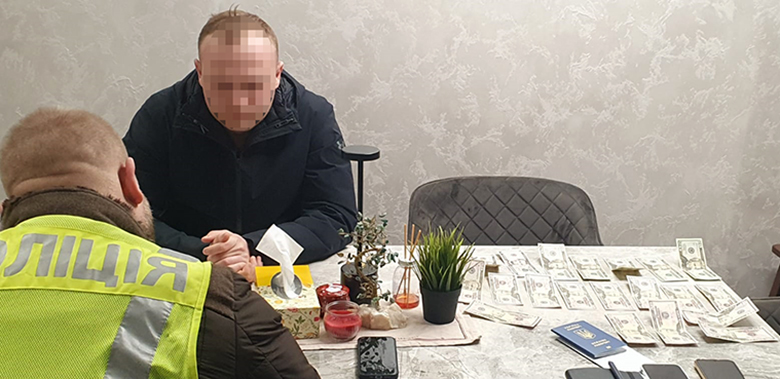 У Києві перед судом постане чоловік, який привласнював кошти іноземних волонтерів