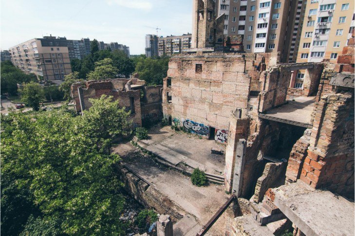 Історична будівля зі шкодою для сучасності: чим небезпечний Будинок Культури для мешканців Виноградару?