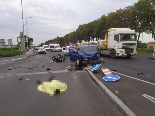 У Києві в результаті ДТП загинув мотоцикліст