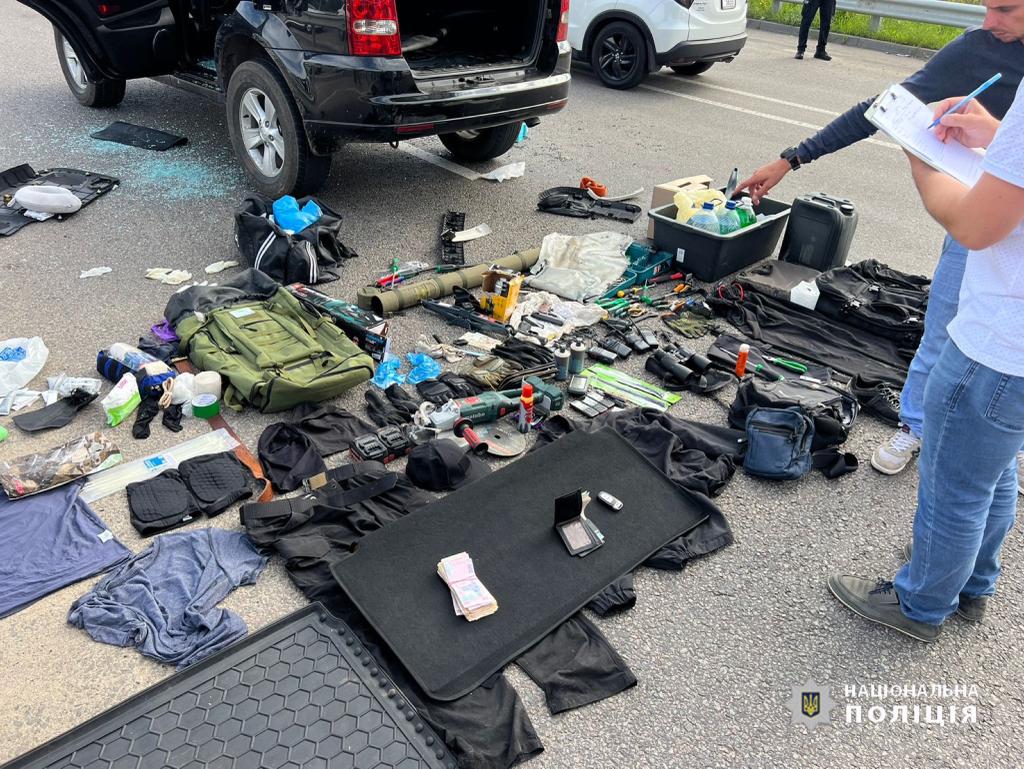 Вчинили озброєний розбійний напад на агрофірму: на Київщині у результаті спецоперації затримали підозрюваних