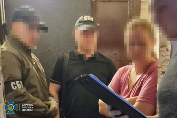 СБУ затримала у Києві двох пропагандисток, які на замовлення рф щодня «розганяли» до 70 фейків про війну в Україні