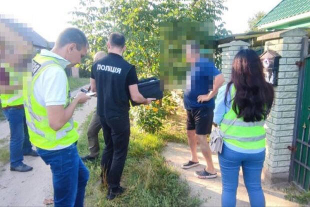 Обіцяла за гроші посприяти звільненню військового з полону: мешканці Київщини повідомлено про підозру