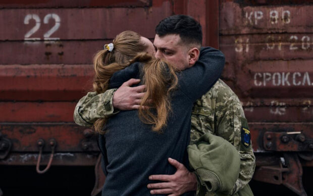 як правильно спілкуватися з військовими