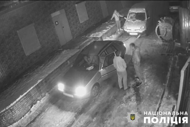 У Києві затримали чоловіка за крадіжку автівки