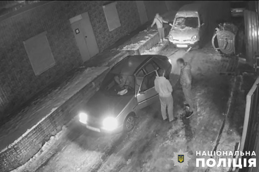 У Києві затримали чоловіка за крадіжку автівки