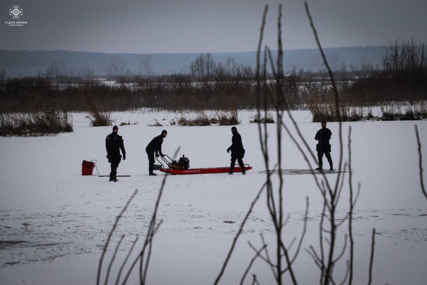 На Київщині тіло зниклого хлопчика знайшли під кригою