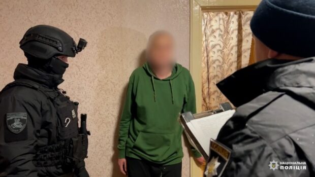 У Києві викрили організовану групу шахраїв, які ошукували громадян за схемою «ваш родич в поліції»