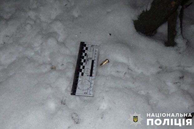 У Києві чоловік стріляв з вікна квартири, щоб похизуватися зброєю