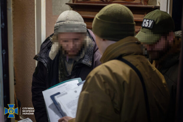 СБУ затримала агента фсб, який «зливав» росіянам інформацію для прориву оборони Києва у 2022 році