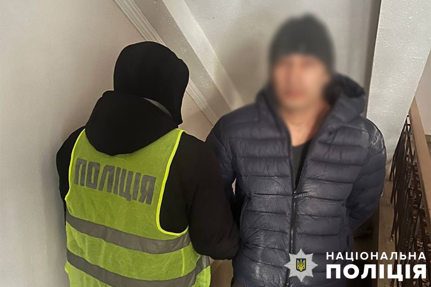 Розбійний напад на обмінник у центрі столиці: поліцейські Києва протягом доби затримали нападника