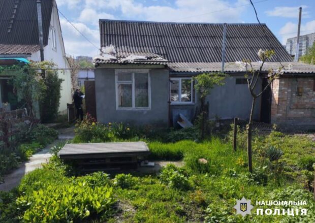 На Київщині затримали чоловіка, який забив до смерті свою родичку