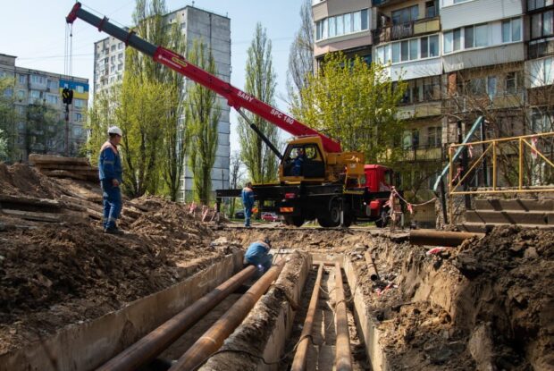 «Київтеплоенерго» замінило понад 1,6 км тепломережі на Микільській Борщагівці