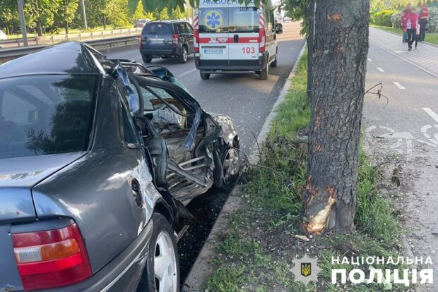 У Києві затримали 19-річного водія, який п’яний за кермом вчинив ДТП та травмував людину