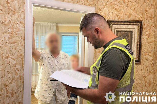 За гроші зараховували військовозобов’язаних на навчання до вишів, допомагаючи ухилитись від призову: у Києві порушникам повідомлено про підозру