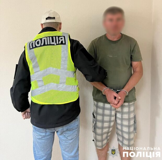 Киянину, який вчора підірвав гранату у Шевченківському районі, загрожує до семи років позбавлення волі
