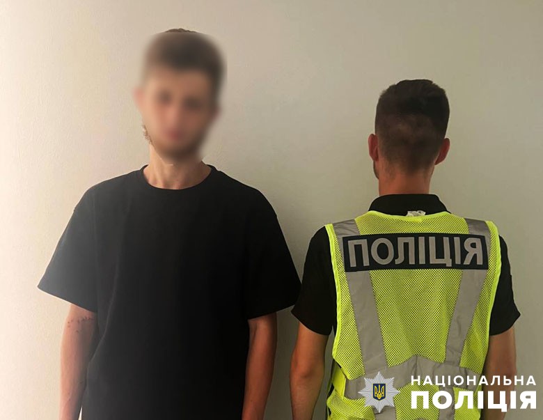 У Києві затримали 22-річного молодика за підпал автомобіля
