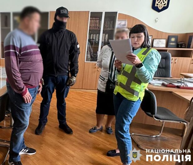 У Києві затримали двох адвокатів, які організували для військовозобов’язаних фіктивне працевлаштування у держпідприємстві аби отримати відстрочку