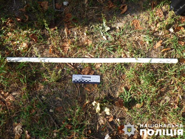 У Києві 62-річний пенсіонер ледь не забив знайомого металевою трубою