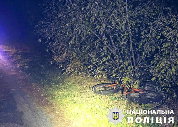 На Київщині під колесами автівки загинув велосипедист