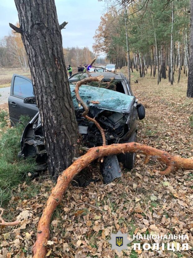 На Київщині внаслідок ДТП загинув чоловік
