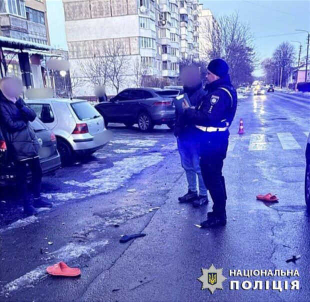 На Київщині під колесами автомобіля загинув чоловік