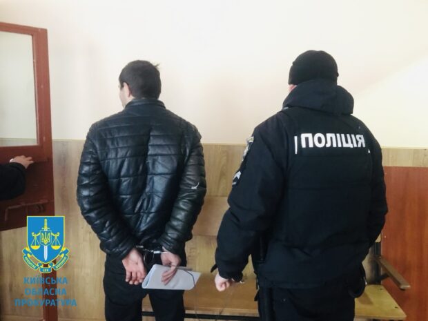 Знущався з 4-річної дитини співмешканки: жителя Київщини підозрюють в домашньому насильстві