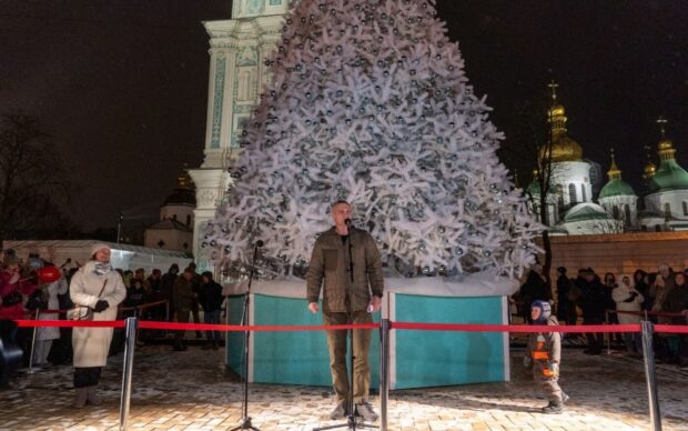 Ялинка 2024-2025