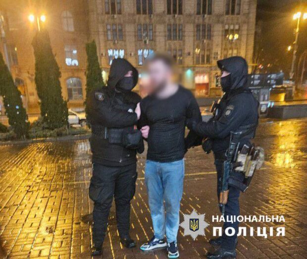 У Києві затримали молодиків, які влаштували бійку на центральній вулиці міста