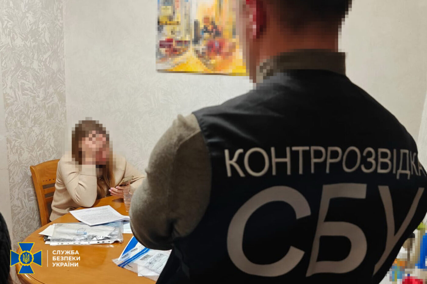 СБУ викрила агентурну мережу російських спецслужб, яка планувала масовий теракт серед військових на Київщині (відео)