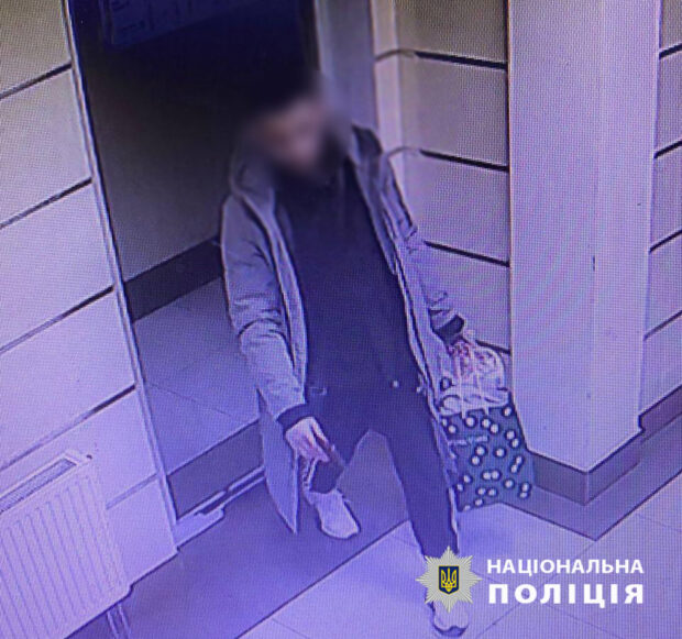 У Києві затримали чоловіка, який обчистив квартиру товариша «по чарці»