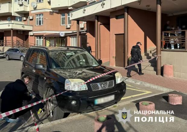У Києві стріляли в чоловіка: він у тяжкому стані, нападника затримали
