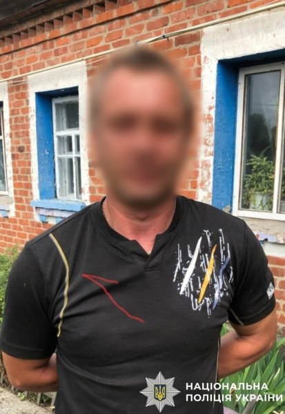 На Київщині чоловік зґвалтував доньку своєї співмешканки
