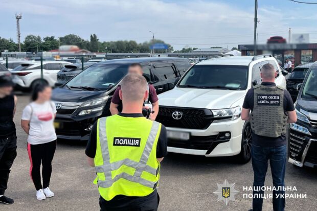 7 000 доларів за фіктивну довідку про встановлення інвалідності: у Києві викрили масштабну схему ухилення від мобілізації