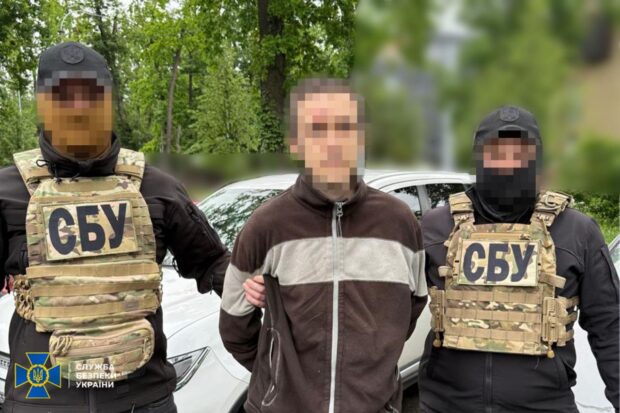 СБУ затримала агента фсб, який коригував комбіновані удари росіян по Києву