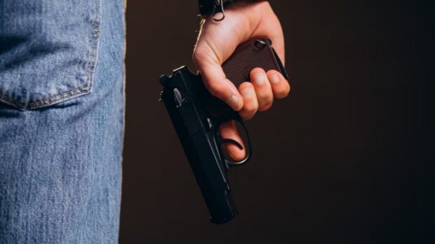 У Фастові на Київщині чоловік стріляв у батька та сина під час суперечки: один із них загинув