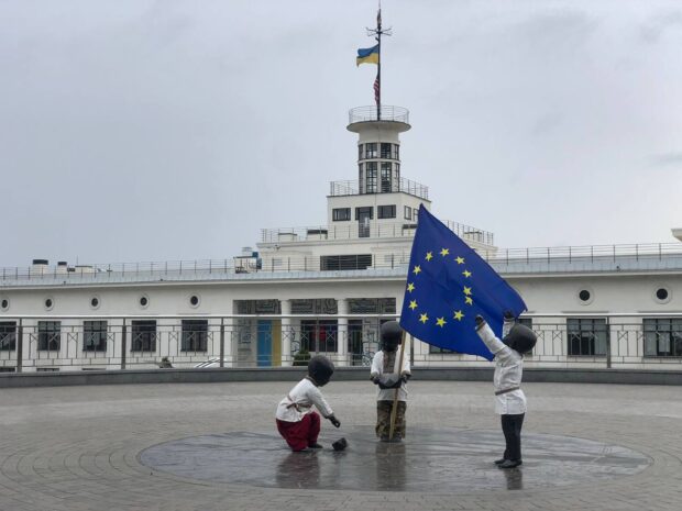 Київ 9 жовтня: метро на Виноградар, обвал будинку та 500 нових укриттів