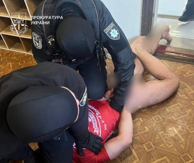 Тренер джиу-джитсу в Києві ґвалтував дівчинку – кримінал, сексуальне насильство